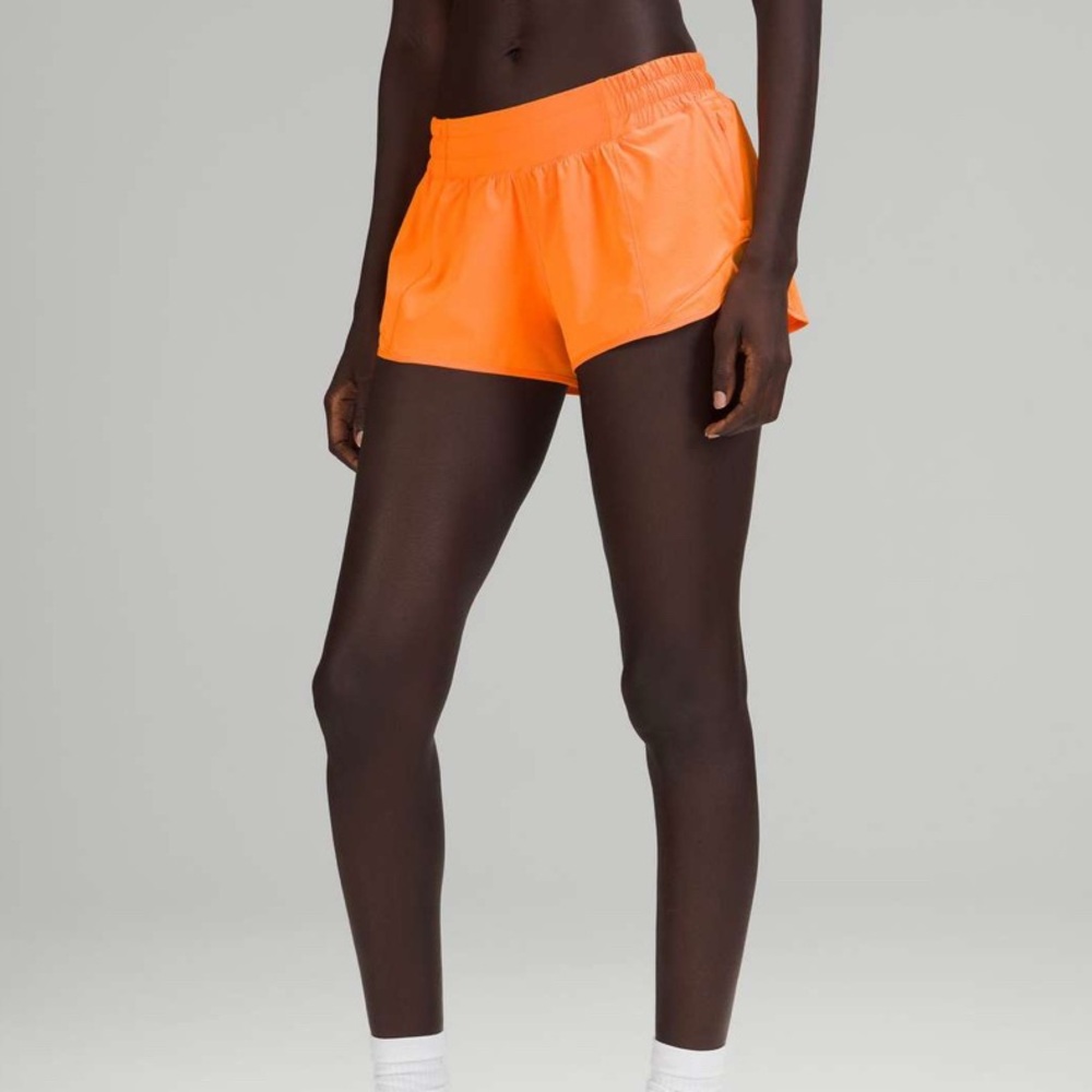 NWOT Lululemon Hotty Hot Shorts